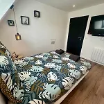 Ferienhaus Des Hirondelles O *