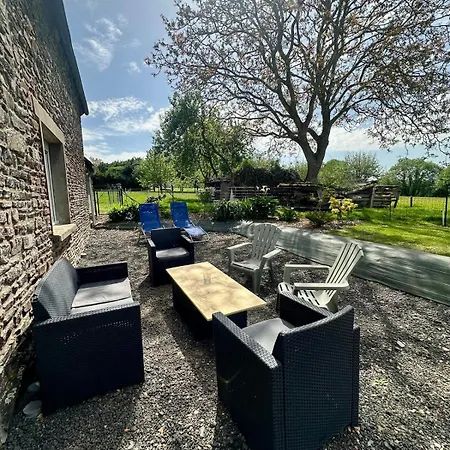 Vakantiehuis Des Hirondelles O Montjoie-Saint-Martin