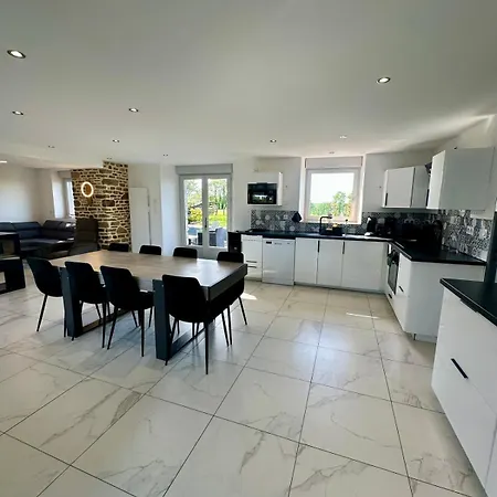 Des Hirondelles O Prázdninový dům