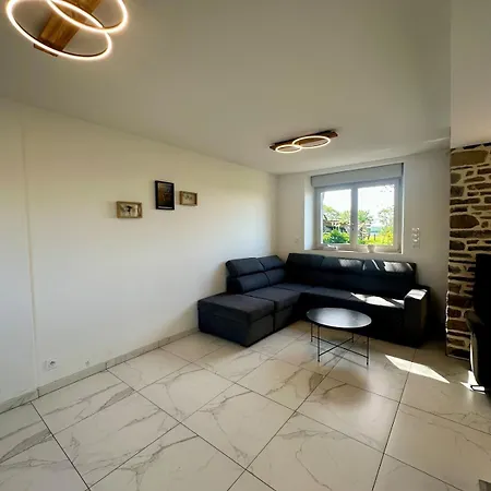 Des Hirondelles O Prázdninový dům