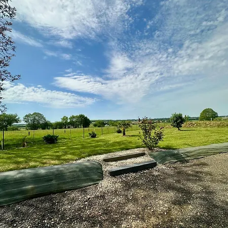 Des Hirondelles O Prázdninový dům