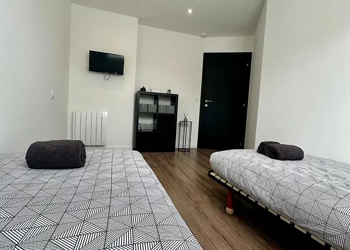 Holiday home Des Hirondelles O Montjoie-Saint-Martin