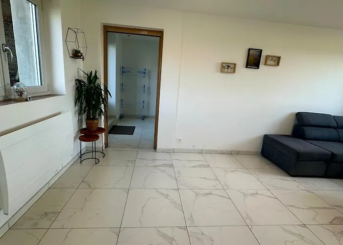 Des Hirondelles O Holiday home Montjoie-Saint-Martin