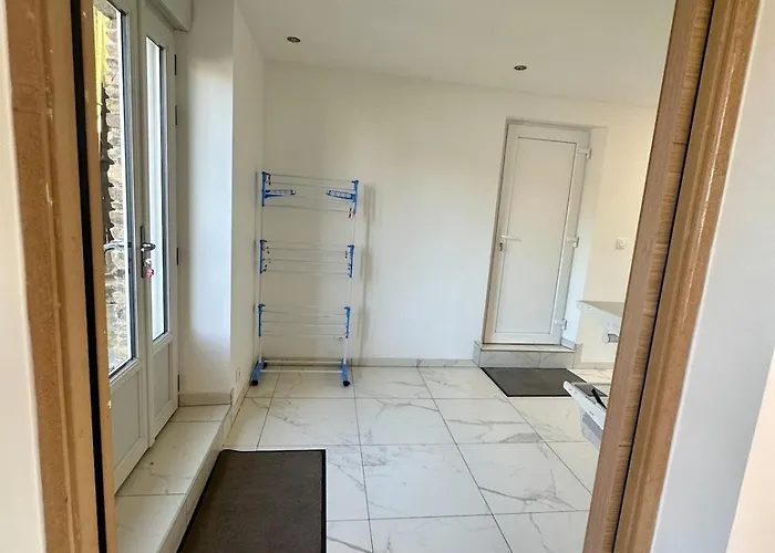 Holiday home Des Hirondelles O Montjoie-Saint-Martin